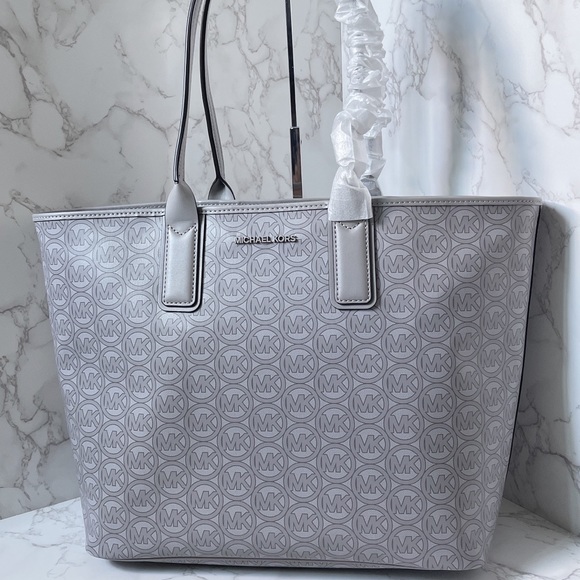 Michael Kors Tote - Picture 3 of 12